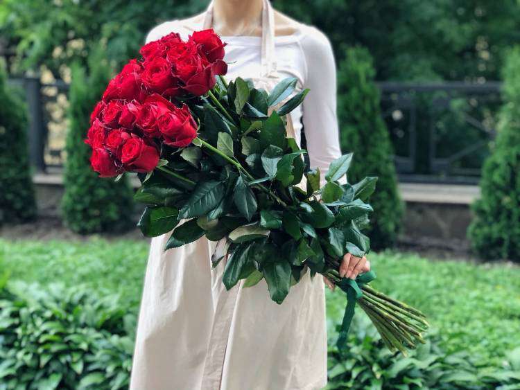 Розы метровые купить сервис по доставке цветов на дом